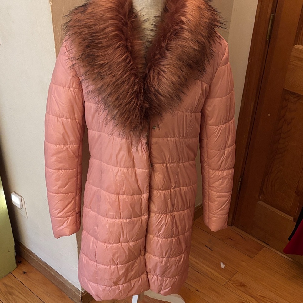 Pink Faux Fur Collar Women's Puffer Coat size L.
